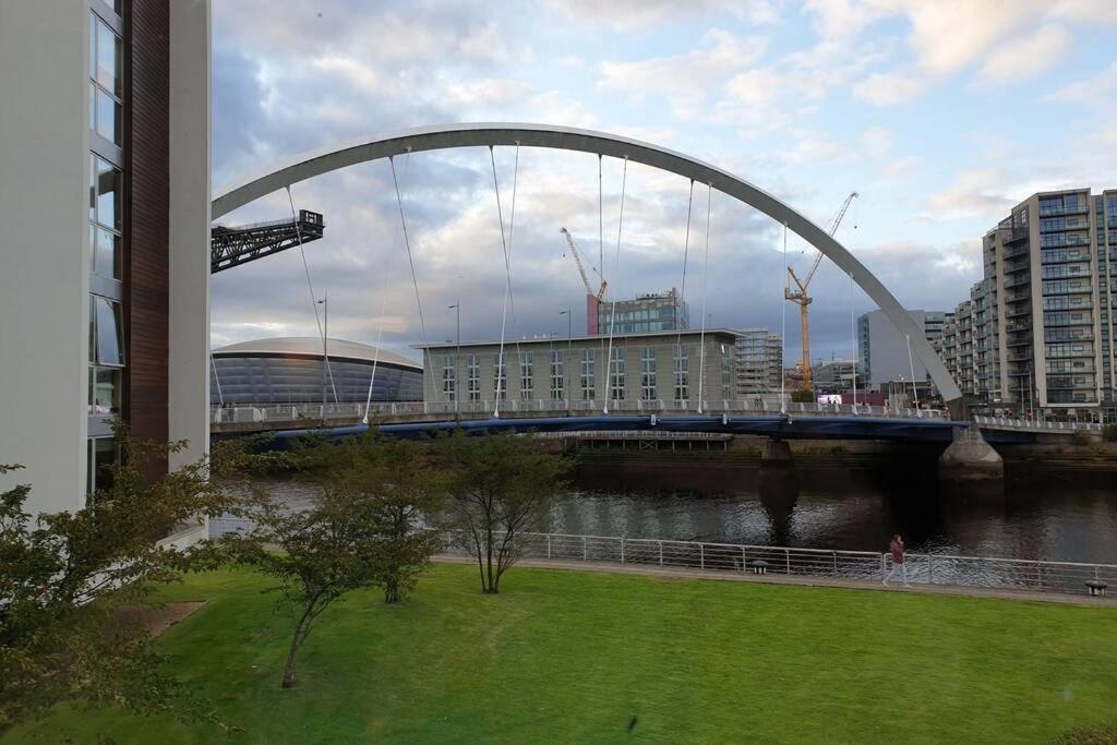 Riverview Apartment Glasgow Dış mekan fotoğraf